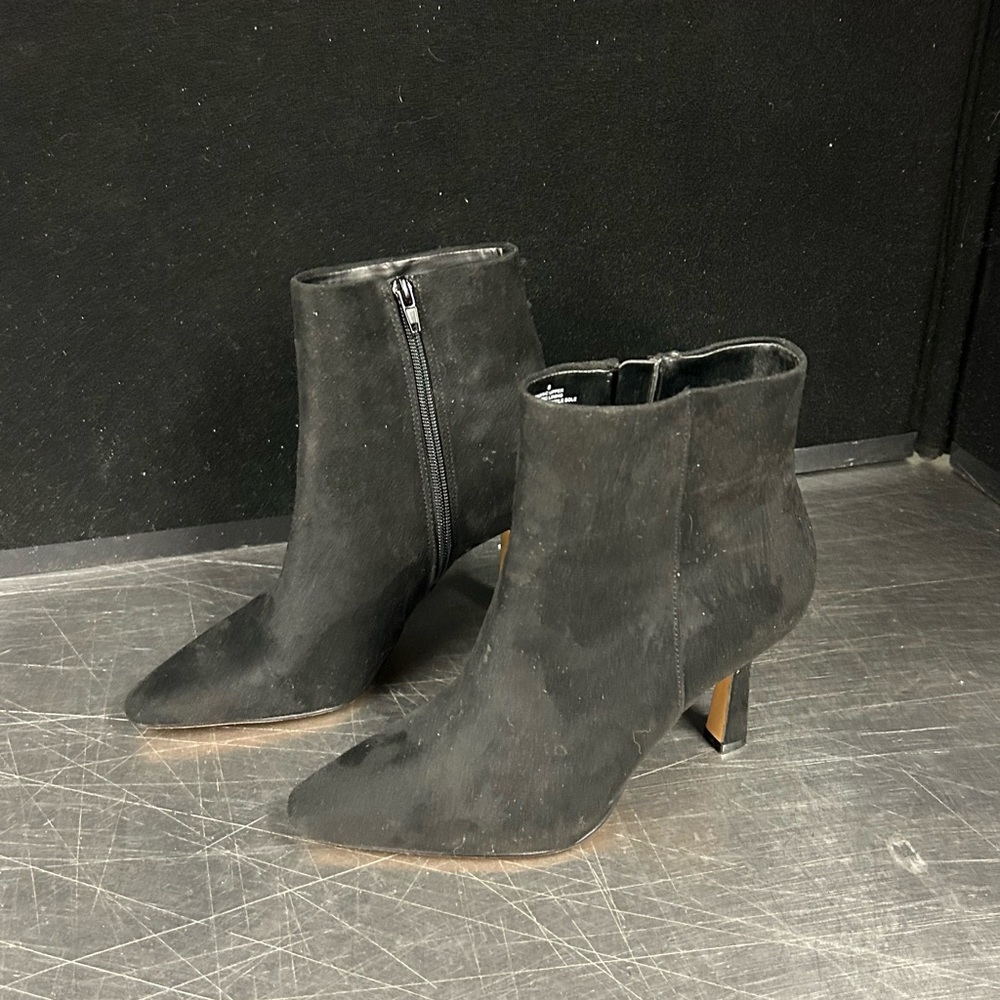 Express Boots Size 8 Women